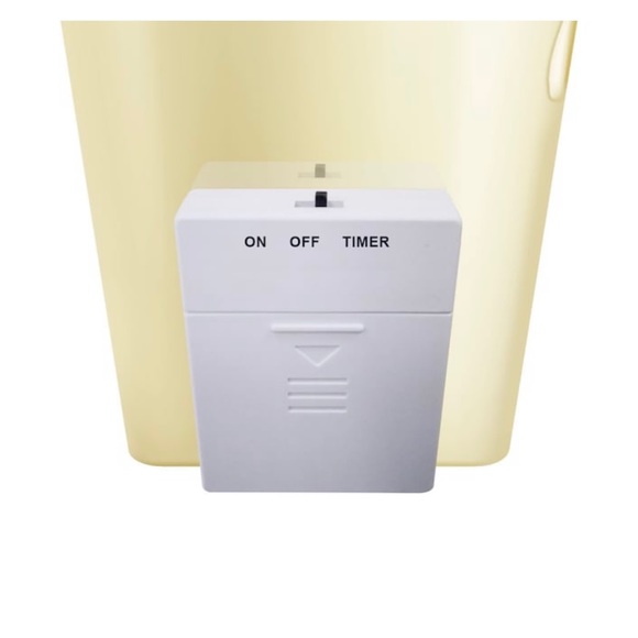 Show Lights Window Cling Lighted Candle Battery Operated  7" Flickers - Picture 6 of 6